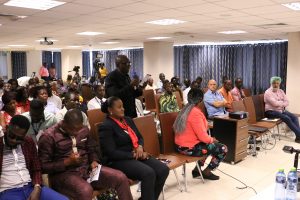 Service providers engage exporters at a forum