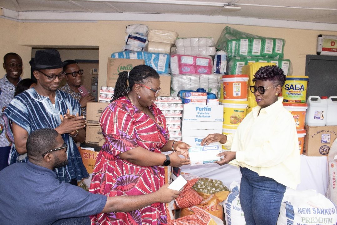 Staff of the Ghana Shippers’ Authority Supports Accra Psychiatric Hospital